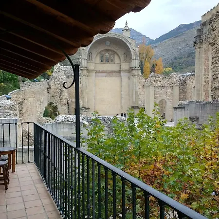 Asador De La Plaza Vieja Apartament Cazorla
